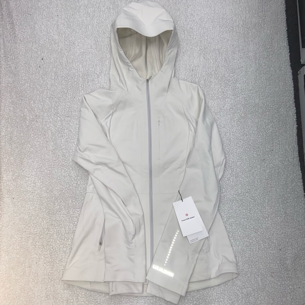 NWT Cross Chill Jacket